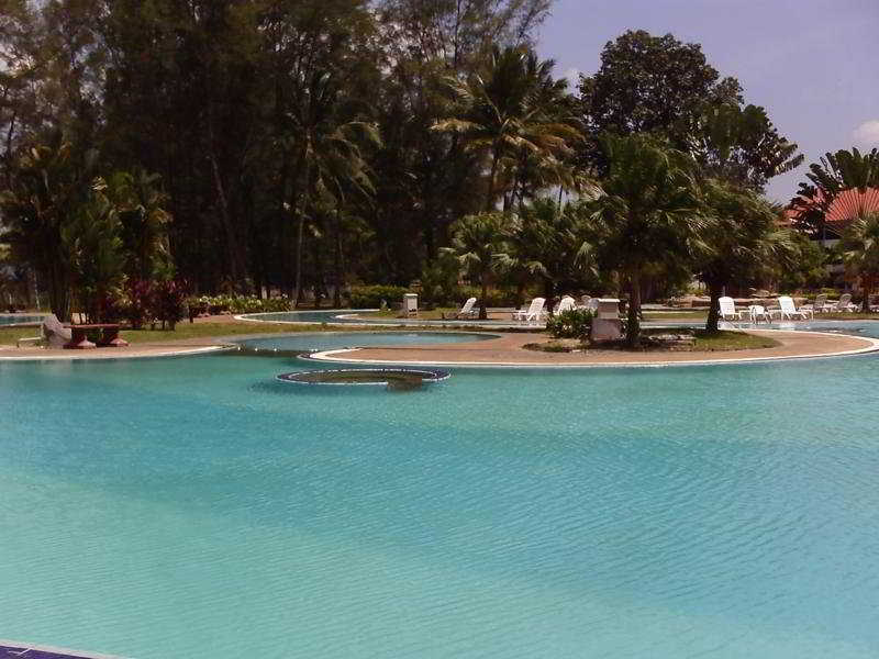 De Rhu Beach Resort Kuantan Eksteriør bilde